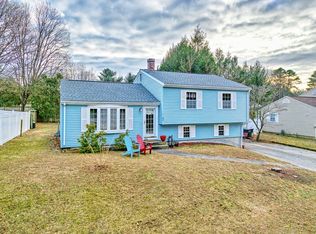 63 Entrybrook Dr, Springfield, MA 01108