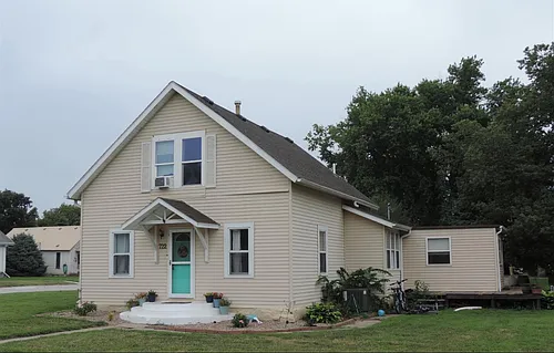 722 Bacon St Photo 1