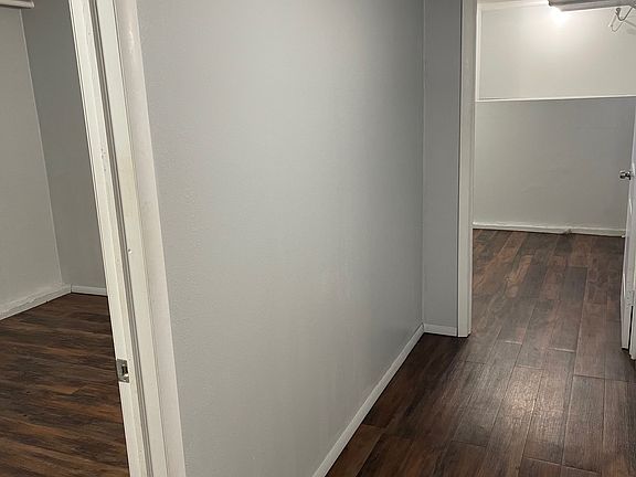 3rd image of 3011 N Institute St