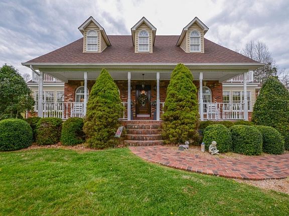 4th image of 719 Quail Hollow Dr