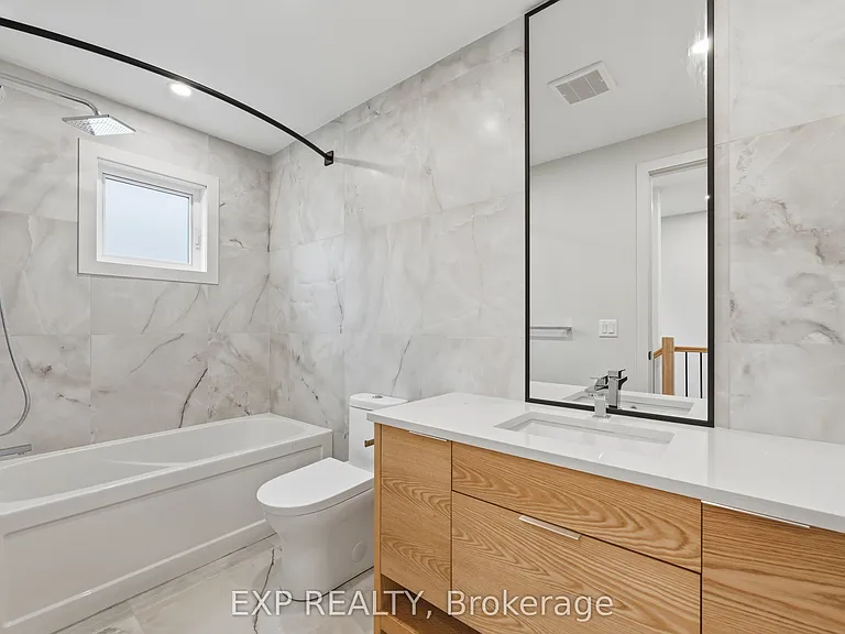 512 Roosevelt Ave #B — Photo 16
