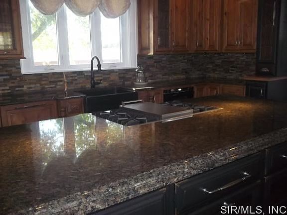 Custom GraniteGas Range