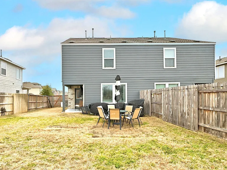 200 George Neggan Ln — Photo 29