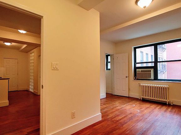 4th image of 11 Waverly Pl APT 5k