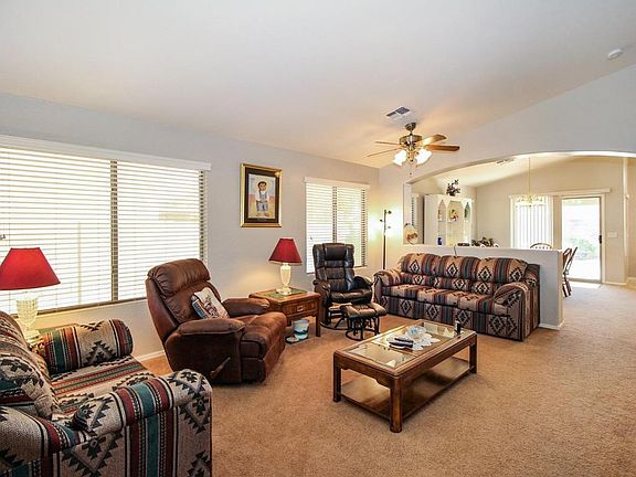 3rd image of 908 N Maria Ln