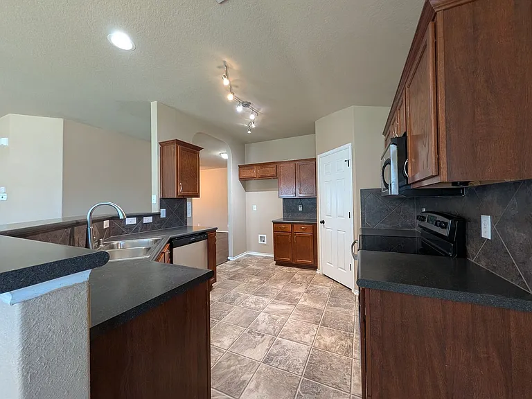 246 Crane Crest Dr — Photo 9