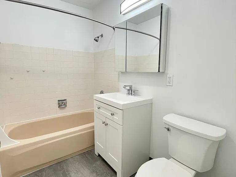 Barbi Apartments — Photo 17
