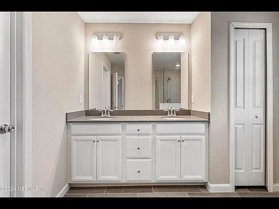 5th image of 479 Boracay Cir