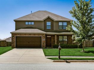 207 Devonshire Ave, Lowell, AR 72745