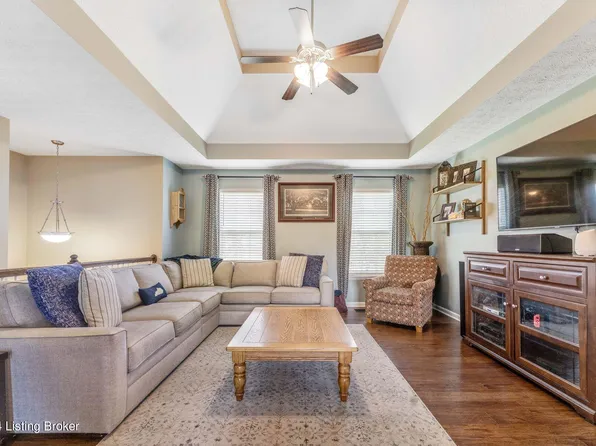 239 Misty Brooke Dr, Mount Washington, KY 40047