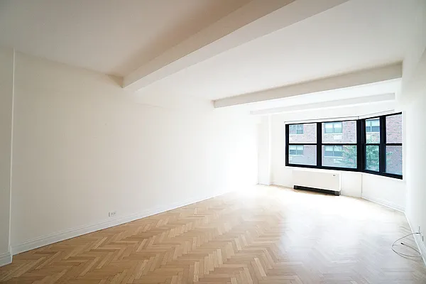 Sold by Renetta Real Estate | media 6