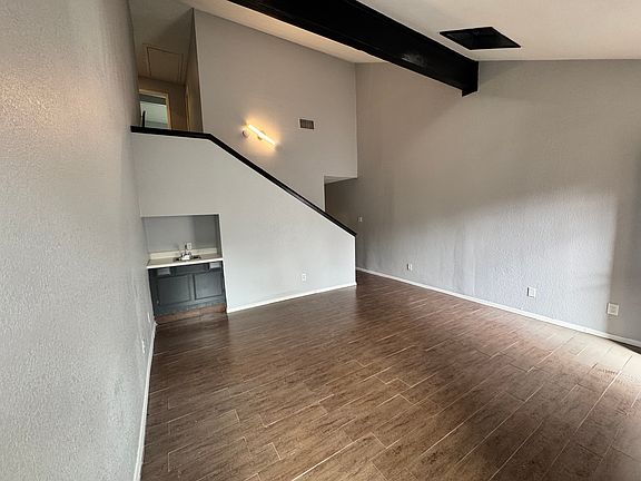2nd image of 6738 Eastridge Dr APT 104