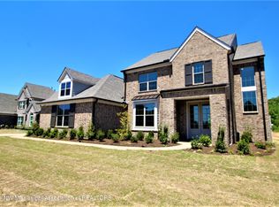7434 Belle Manor Dr, Olive Branch, MS 38654