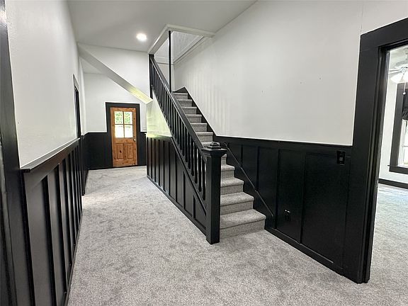 5th image of 506 NE 3rd St