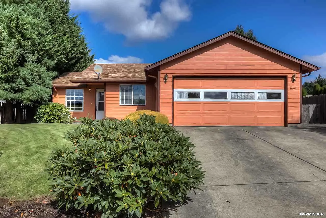 1670 SW Sagebrush Ln photo 1