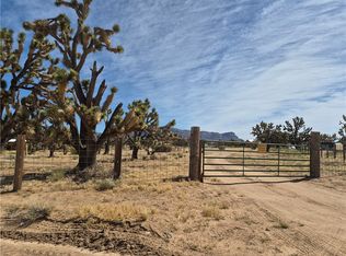 26182 N Pear Ave, Meadview, AZ 86444