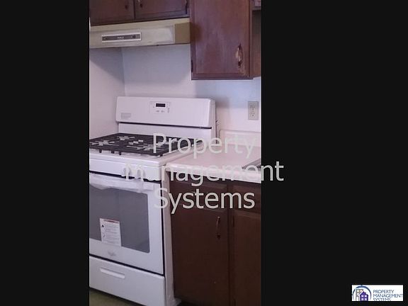 4th image of 150 Montcalm St