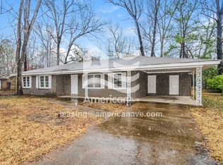 5420 Pine St, Millbrook, AL 36054