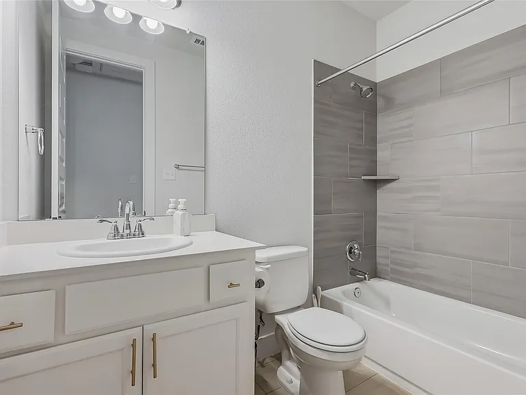 8407 Prairie Rye Dr — Photo 35