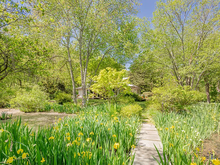 209 Old Stone Hwy — Photo 38