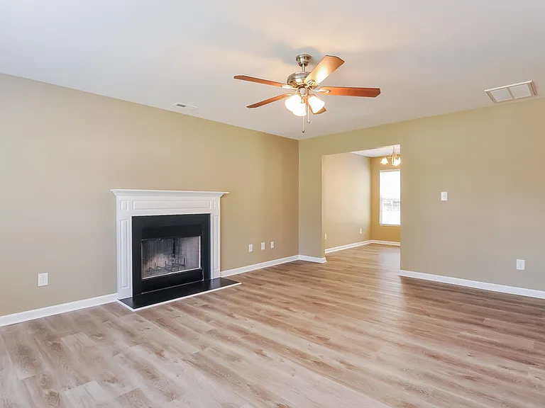 3408 Mogollon Ct — Photo 4