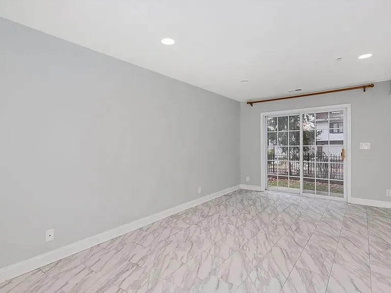 187 Blue Heron Dr — Photo 12
