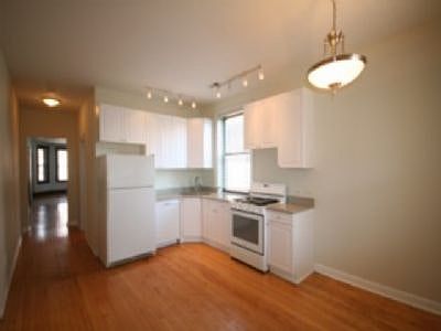 2nd image of 2049 W Augusta Blvd APT 1