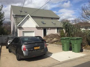 9 Bartha Ave, Edison, NJ 08817