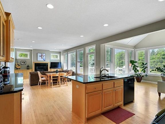 5th image of 4797 McDonald Drive Cir N