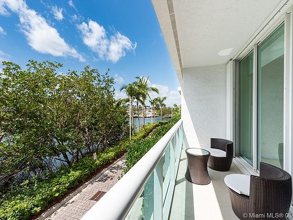 2nd image of 16500 Collins Ave #Th10