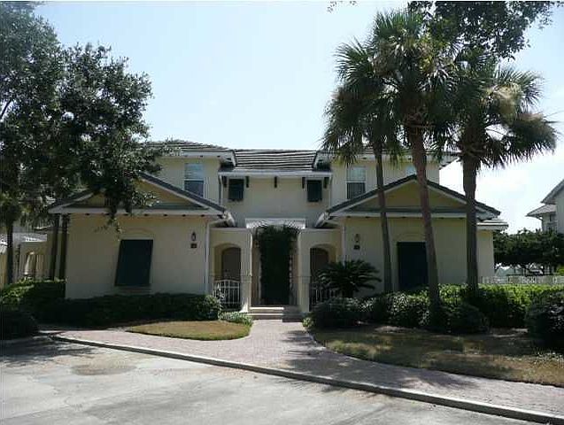 1st image of 840 Grand Harbour E