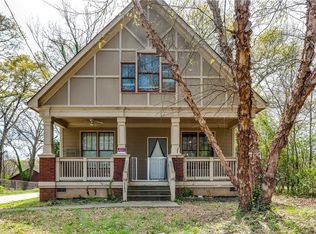 1340 Lyle Ave, East Pt, GA 30344