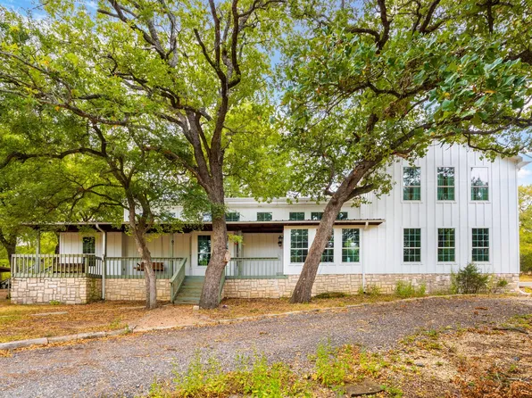 8111 State Park Rd, Lockhart, TX 78644