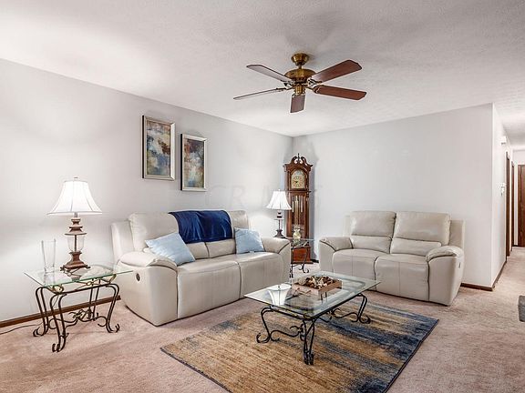 5th image of 2113 Maplewood Dr