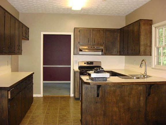 2nd image of 2045 Watercrest Cir