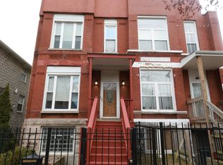 3651 S Giles Ave, Chicago, IL 60653