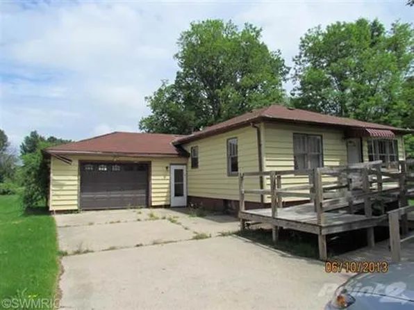 1601 E Empire Ave, Benton Harbor, MI 49022