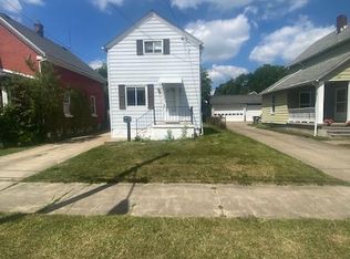 132 17th St NW, Barberton, OH 44203