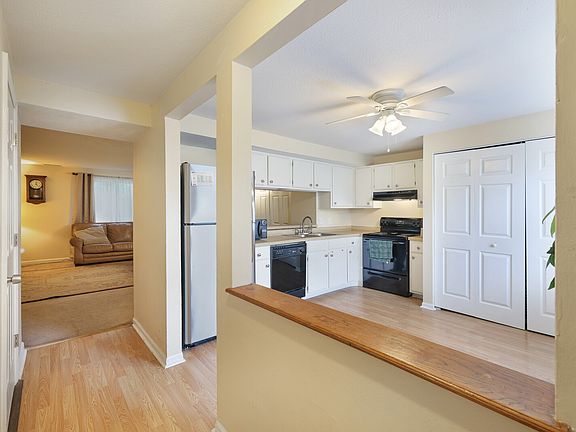 3rd image of 3510 Seneca Forest Dr