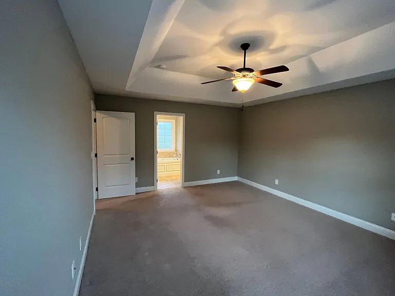 3829 High View Ln — Photo 10