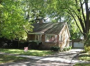 117 E Slade St, Palatine, IL 60067