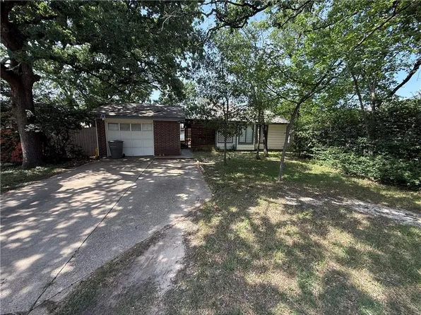 814 Rio Grande Ln, Bryan, TX 77801