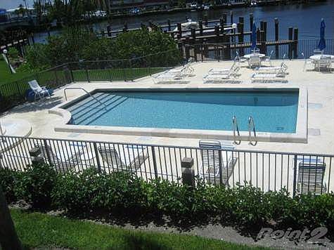 Pool & Spa