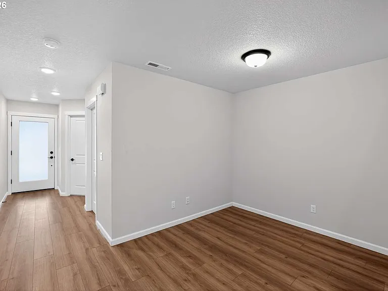 8176 SE Blanton St — Photo 14