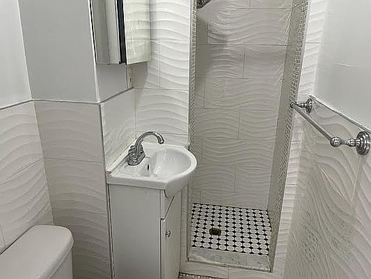 4th image of 740 4th Ave APT 4