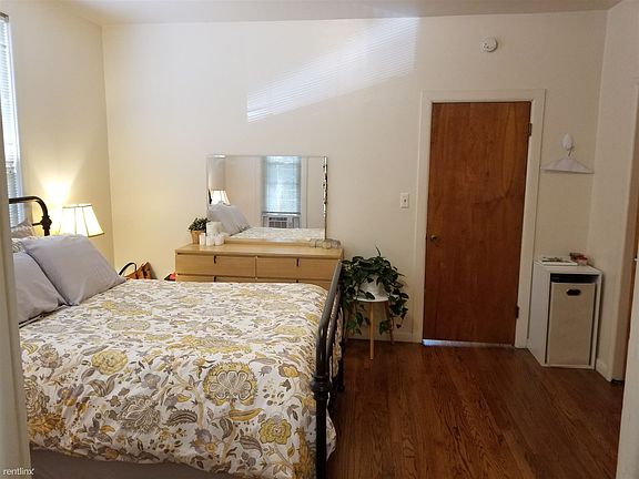5th image of 314 Packard St APT 1