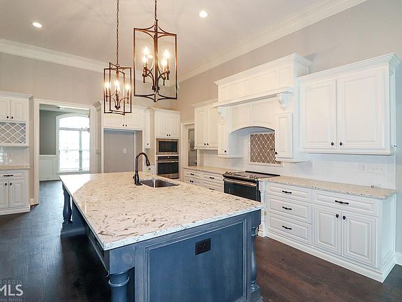 4th image of 507 Southern Woods Trl #162