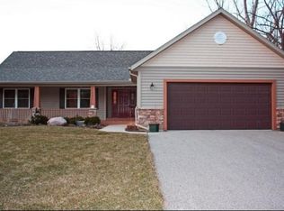 1791 Miller Ct, Lake Geneva, WI 53147