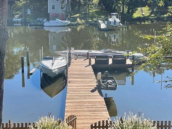 4th image of 787 Powhatan Beach Rd