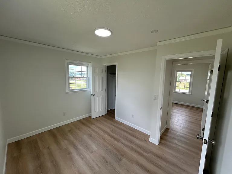 29396 Lanier Dr — Photo 7